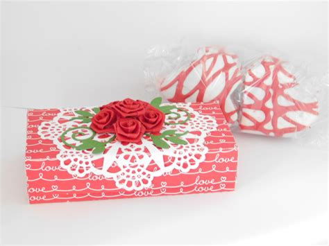 As a little way of showing my appeciation, i send out a little thank you gift each month and always make some special packaging. A Stroke of Jeanne-ius: Valentine Snack Cake Gift Box with ...