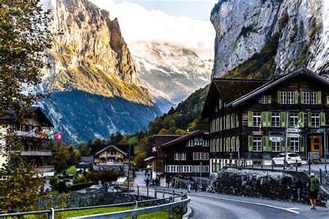 One way is to reserve suica online, using. As encantadoras estradas e vilas da Suíça - Terra Adentro