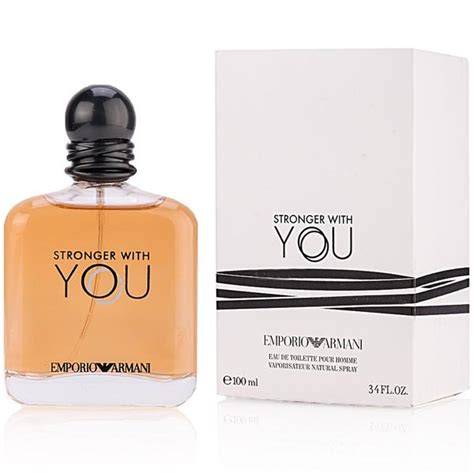 Les notes de fond sont châtaigne, vanille de madagascar. Giorgio Armani Stronger With You