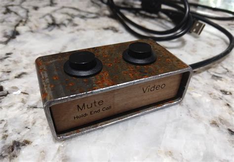 Make A Physical Mute Button For Zoom Meetings Boing Boing
