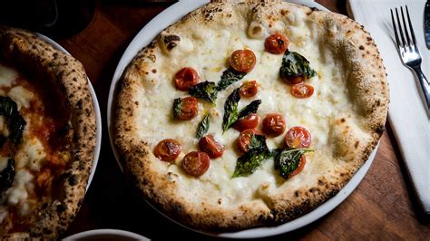 Una Pizza Napoletana Restaurants In Lower East Side New York