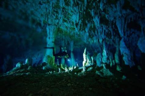 Amazing Underwater Caves In The Bahamas
