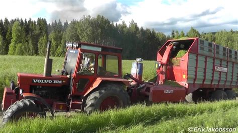 Volvo bm 2650/2654 är en svensk traktor tillverkad av volvo bm i eskilstuna mellan år 1979 och 1983. Volvo Bm 2654 pulling a fully loaded jf es4200 forage ...