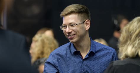 לאף אחד לא מתחשק לדבר על בניית הכלכלה בעזה בעת שיורים טילים על ילדינו, אלא שזהו בדיוק הרגע להתחיל לעסוק בכך. כספית: "יאיר נתניהו משפר את מצב הרוח של אביו, להוריד את ...
