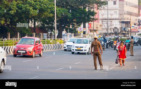 Chennai India January 2018 Traffic Police Controlling The Vehicles