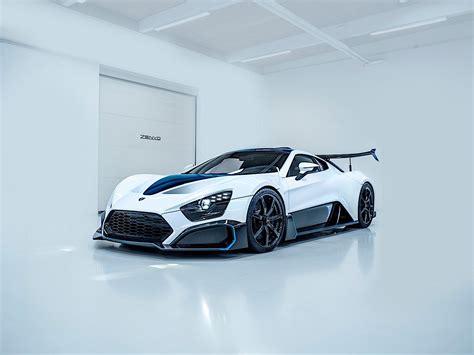 Zenvo Hypercar Has Ridiculously Cool Moving Rear Wing Autoevolution