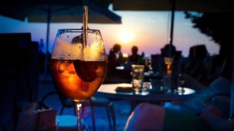 Watch A Gorgeous Caribbean Sunset From These Bars