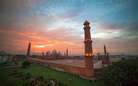A Guide To Visiting Top Tourist Attractions In Punjab Zameen Blog