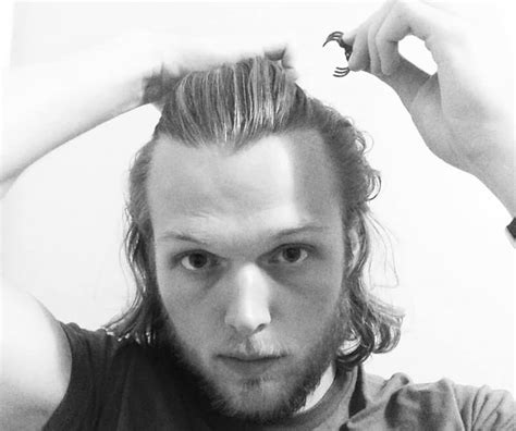 As hair loss is hereditary, it is sometimes unavoidable. The Hair Clip For Men