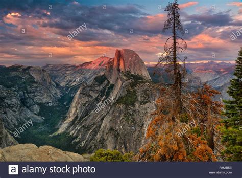 Yosemite National Parks Iconic Half Dome Puts On Another Display Of