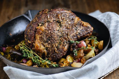 In this recipe we kept it simple with garlic, thyme, salt, and pepper, and roasted it with a bunch of just toss your favourite veg in some olive oil, seasoning with salt and pepper, and lay the roast on top. Garlic & Thyme Prime Rib | BS' in the Kitchen