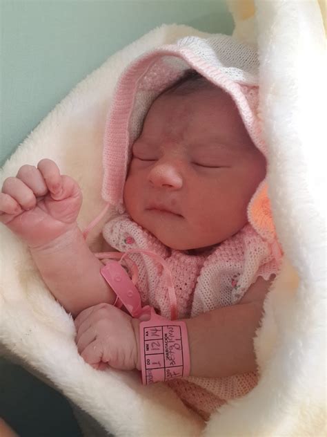 Ingyenes képek személy lány kölyök gyermek rózsaszín baba élet termék orr csecsemő