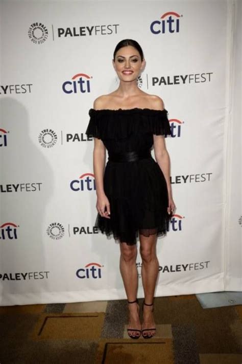 Phoebe Tonkin Paleyfest 2014 Glitter Dress Red Carpet Fashion