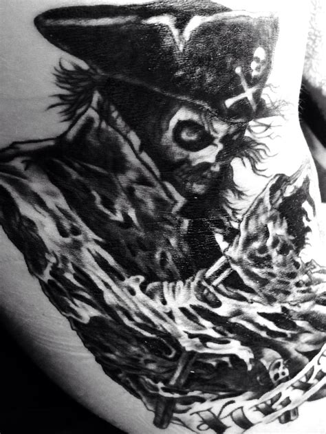 «cap'n #illustration #sailor #man #seaman #sea #ocean #ship #tattoo #captain». My new Pirate Tattoo! Captain Sinister! | Tattoos ...