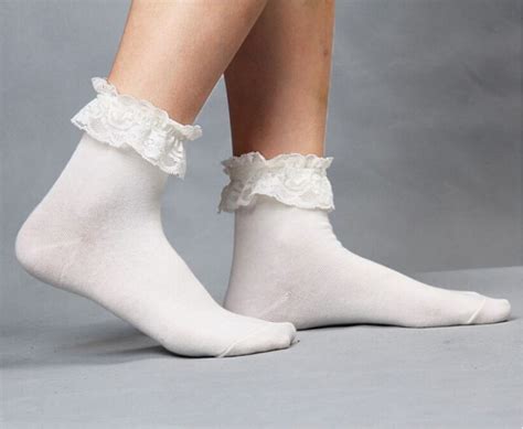 1 Pair Fashionable Lovely Cute New Vintage Retro Froral Lace Ruffle Frilly Ankle Socks Ladies 5