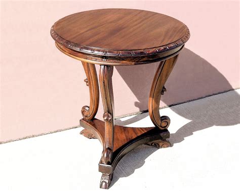 Chippendale round table handcrafted of mahogany wood