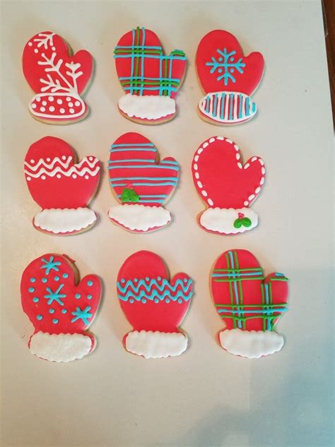 Christmas Mittens With Royal Icing Royal Icing Sugar Cookie Christmas