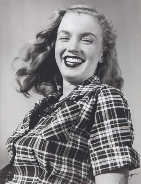 Marilyn Monroes First Photo Shoot By Joseph Jasgur In 1946 ~ Vintage