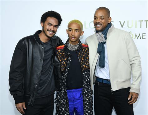 Willard carroll «will» smith, jr.; WILL SMITH AND SONS STOP BY LOUIS VUITTON BOUTIQUE GRAND OPENING IN PARIS