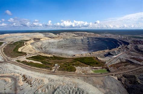 Alrosa Opens Russias Largest Diamond Mine