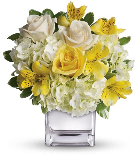 Teleflora's Sweetest Sunrise Bouquet in Arlington, MA | Cody Floral Designs