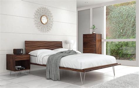 Let's look at some of the best minimalist tips when designing a bedroom. Minimalist Bedroom Furniture, Lighting & Design ...