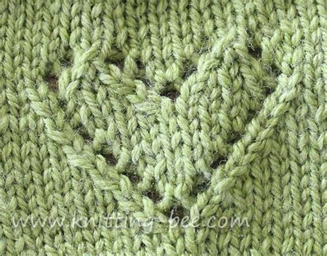 Lace Heart Motif Knitting Pattern