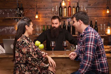 10 dating tips from a former bartender the urban dater