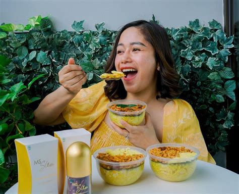 Biodata Dan Profil Farida Nurhan Youtubers Food Vlogger Yang Pernah