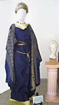 The form of the stola as the pleated dress is similar to the form of the contemporary dress with a lot of drapery elements. stola roman - Google Search | Roman clothes, Roman costume ...