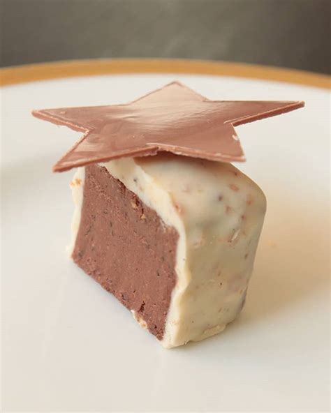 Rocher praliné chocolat Oh mon dieu quoi Mélange de chocolat lait et