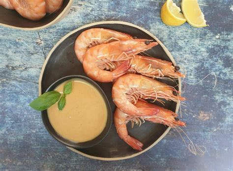 Diabetics prawn salad / brined shrimp with charred corn. Diabetics Prawn Salad / Shrimp Cobb Salad Recipe Myrecipes / This salad can be served as a cool ...