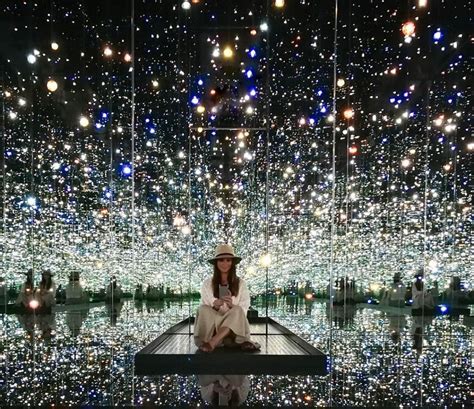 Explore One Of Yayoi Kusamas Breathtaking Infinity Rooms On Instagram