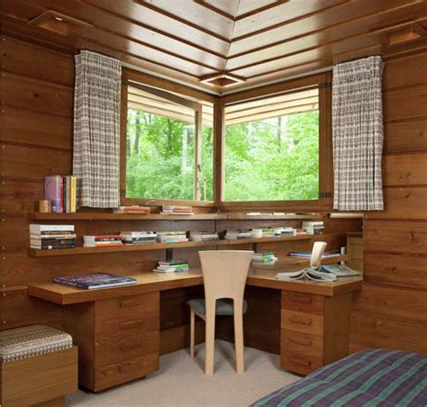 Frank lloyd wright's mäntylä house—finnish for house among the pines—was threatened by an encroaching development before being relocated to polymath park in pennsylvania. Frank Lloyd Wright's Fallingwater Minor - Restoration ...