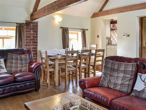 Brians Barns Mulberry Cottage In Skerne Near Driffield Yorkshire