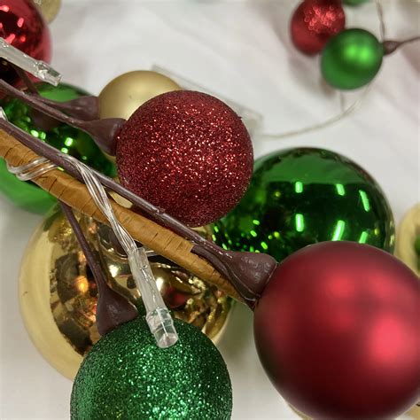 Ornament Crafts Xmas Garland With New Design Plastic Ball Buy