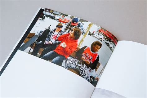 Supreme Celebra La Apertura De Su Tienda De París Con Un Magazine 25 Gramos 25 Gramos