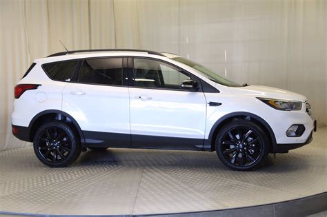 Certified Pre Owned 2019 Ford Escape Titanium 4wdsunroofnav 4wd Suv