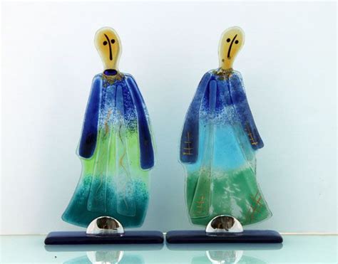 Fused Glass Figure Sculpture Art Set Of 2 By Virtulyglass On Etsy 70 00 Gesmolten Glas Glas