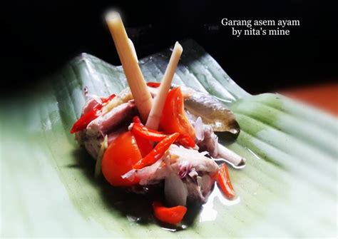 Garang asem, chicken dish cooked using banana leaves and dominated by sour and spicy flavor. Gambar Masakan Garang Asem Ayam : Resep Praktis Bikin ...
