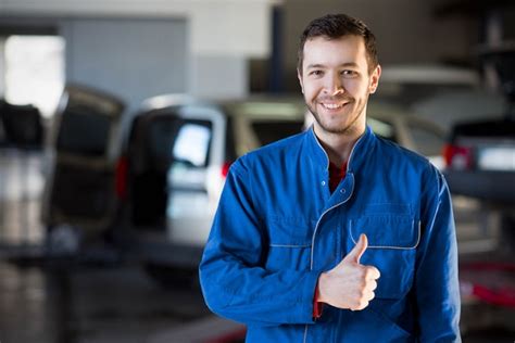 Want To Become An Auto Service Technician Check Out Atc Cambridges Open House