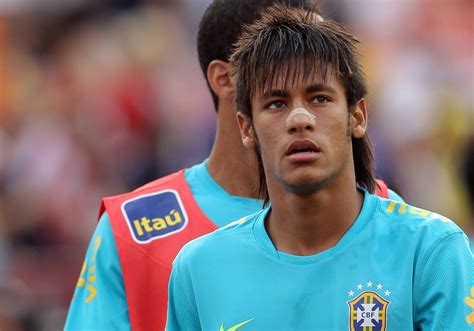 €110.00m* feb 5, 1992 in mogi das cruzes, brazil. Neymar Jr Look at Something Cover Wallpaper | Take Wallpaper