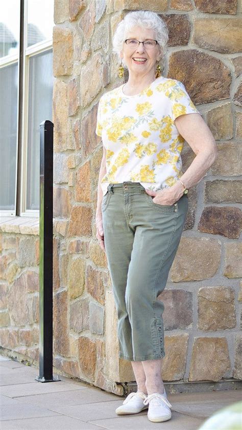 Fashion For Older Women Capri Pants For The Summer Months Over 60 Fashion Over 50 Womens