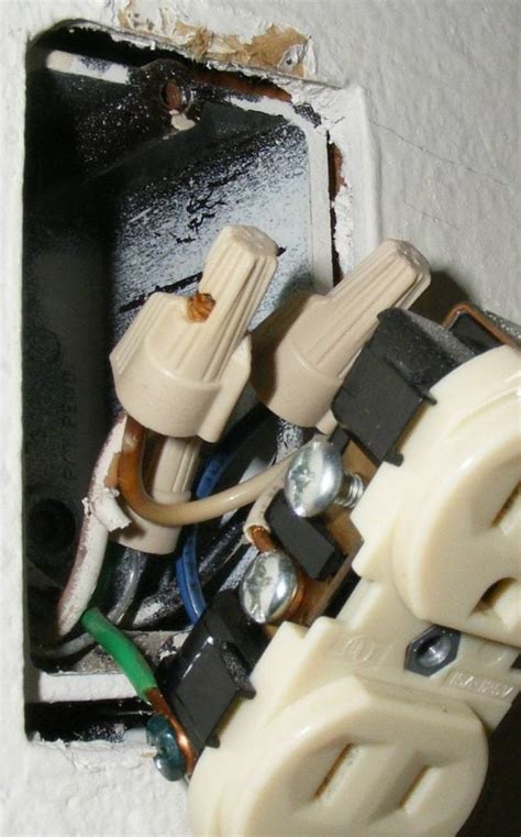 Dec 22, 2015 · insufficient wiring. Aluminum wiring-there is still lots of it around ...