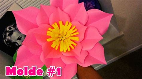 Aquí los moldes e ideas. Flores de papel gigantes | Giant paper flowers | Molde #1 ...