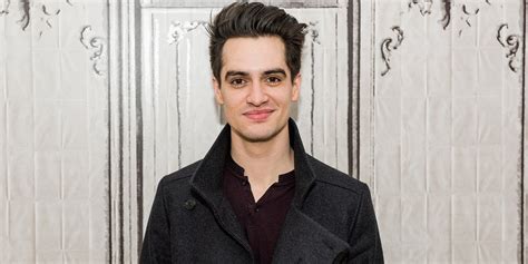 Brendon boyd urie is an american singer, songwriter, and musician, best known as the lead vocalist of panic! Brendon Urie's Bio: Age, Wife, Wedding, Height, Haircut ...