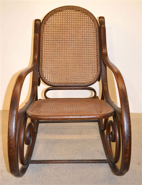 19th Century Thonet Bentwood Rocker Chair At 1stdibs Thonet Rocker