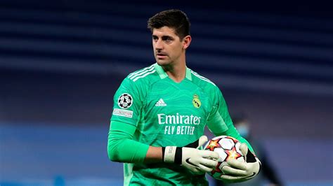 Courtois Je nai été dans aucun club comme le Real Madrid