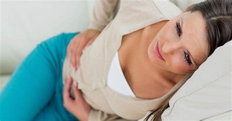 Stomach Pain Under Rib Cage Hiccups Pregnancy