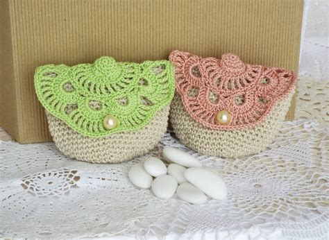 Guida ai negozi di bomboniere: Image result for bomboniere all'uncinetto matrimonio | Crochet bag, Crochet, Straw bag
